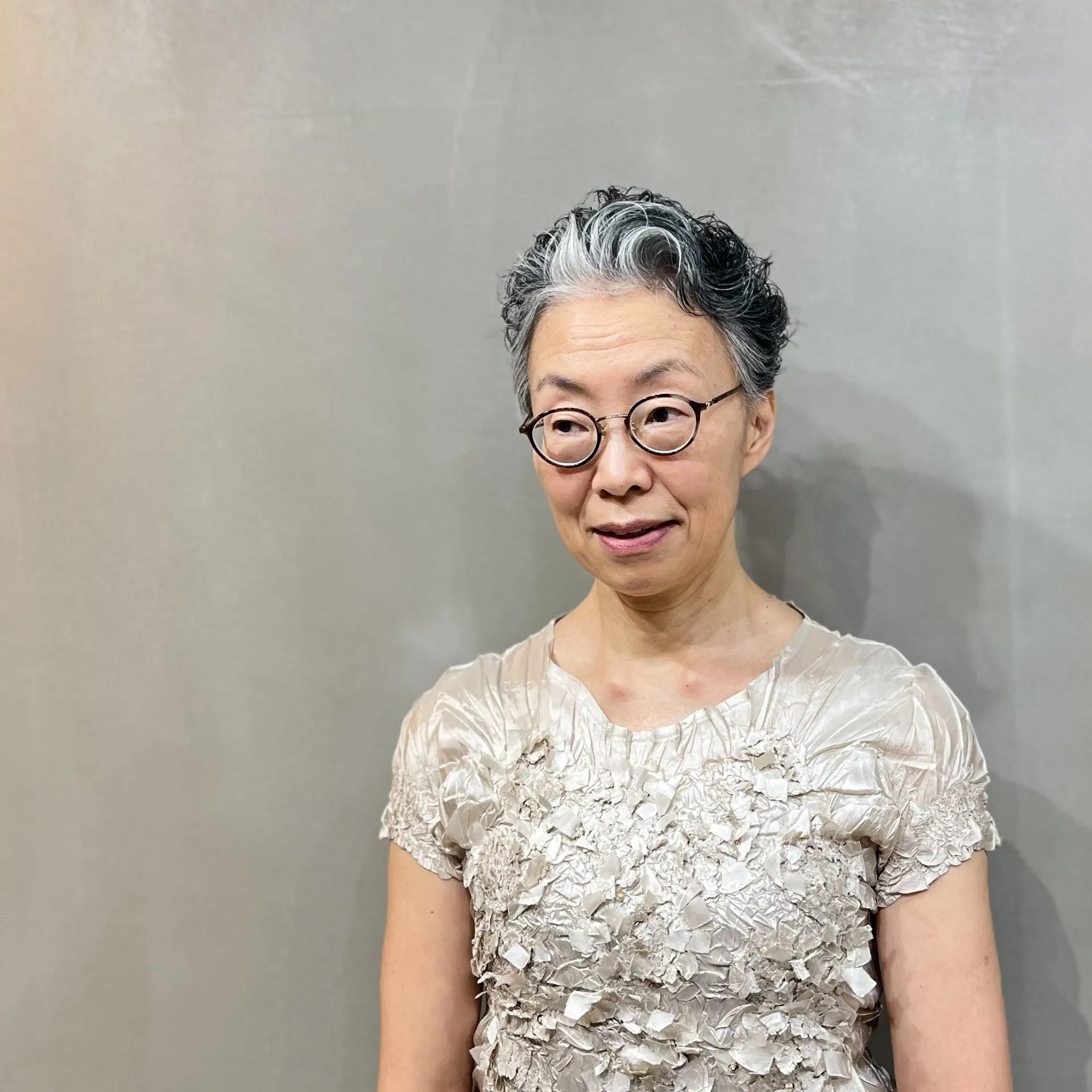 くせ毛が自然に決まる。50代のための大人のリーゼント風ショート