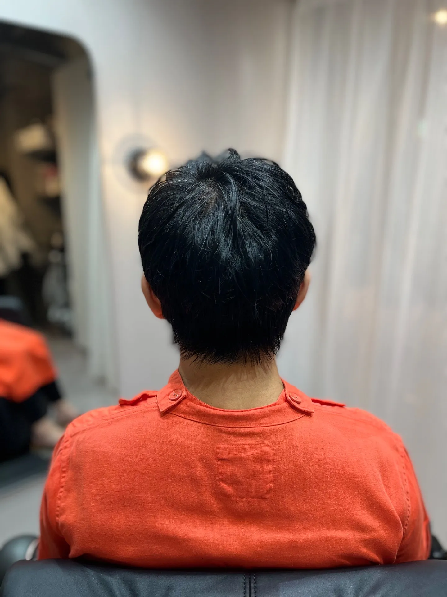 一宮町で叶える。30代40代50代におすすめの洗練ベリーショートヘアバック