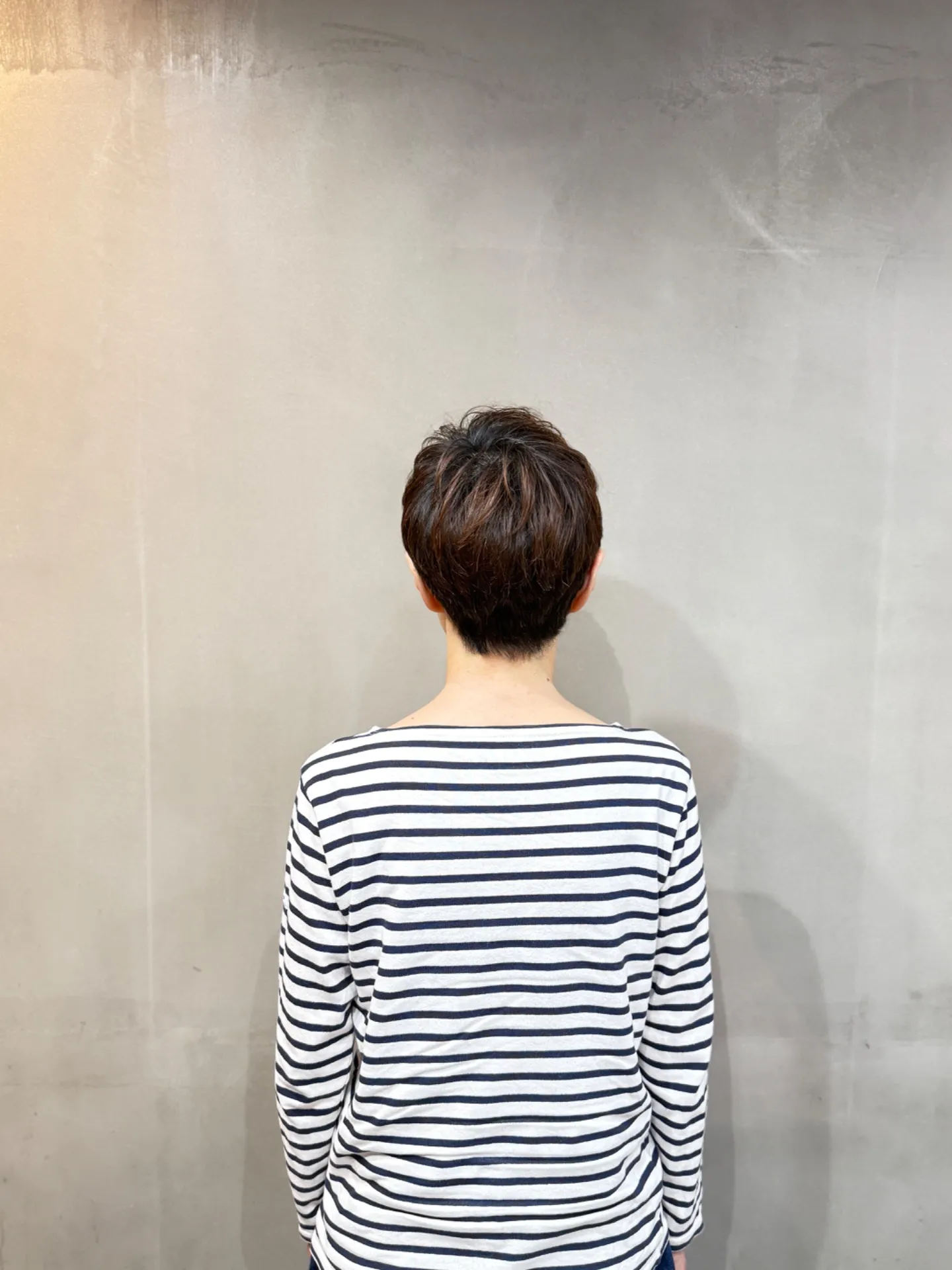 自分らしさを引き出す。40代・50代・60代のためのベリーショートヘア｜一宮町美容院shiroバック