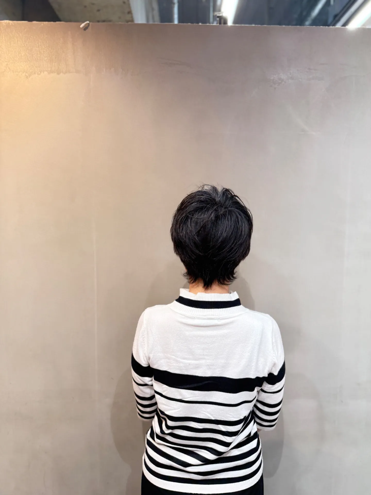 「毎日を軽やかに。40代・50代・60代女性の定番ショートスタイル」｜一宮町美容院バック