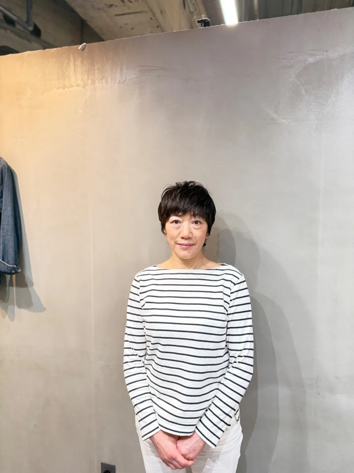 「ナチュラルで華やかに。50代・60代・70代女性の多毛ショートヘア」