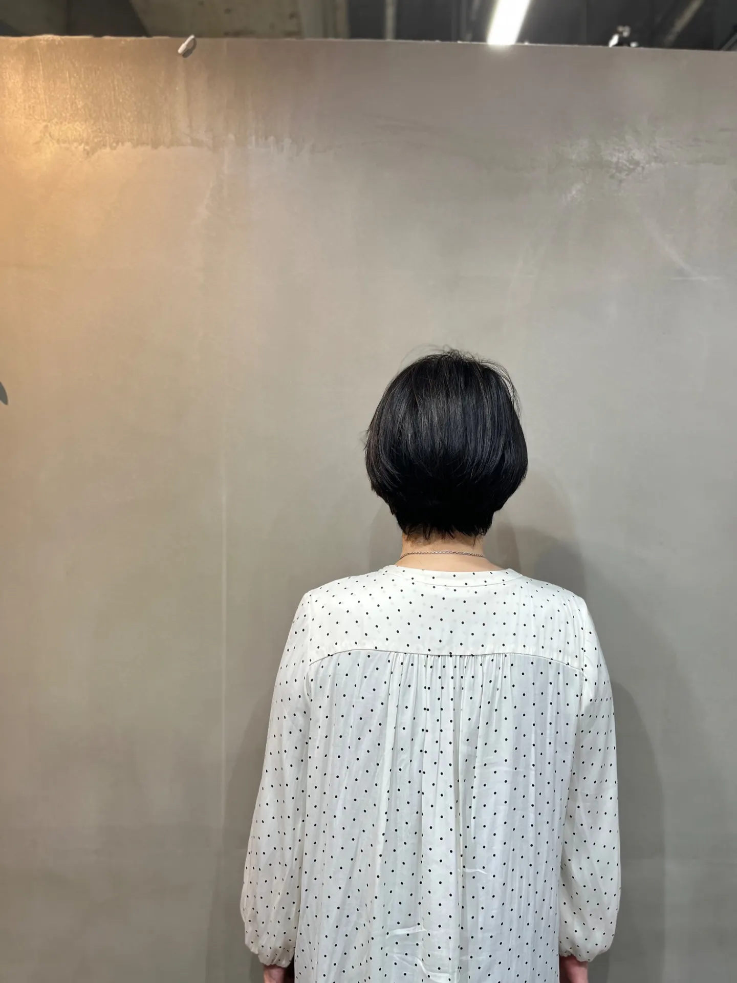 「やわらかく上品に。50代・60代・70代女性のための大人マッシュショート」一宮美容室shiroバック